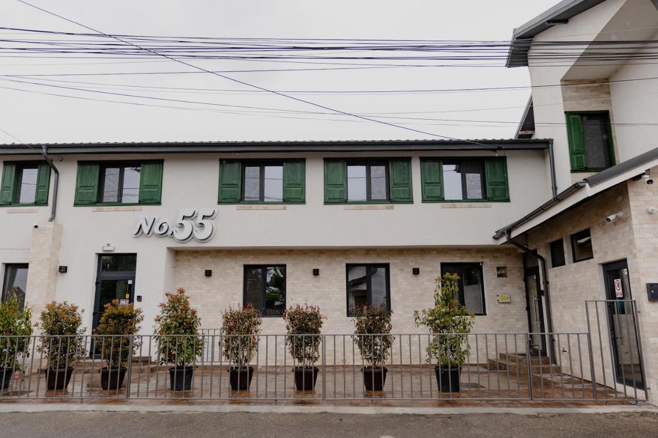 No. 55 Hotel Buzau Bagian luar foto